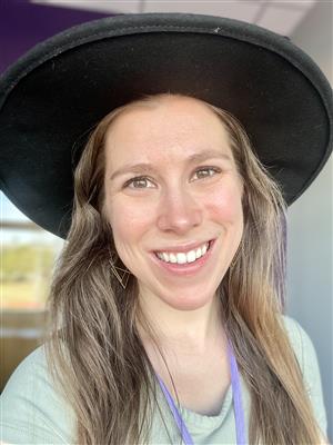 photo of Jennifer Blank